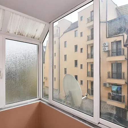 Apartament 2br Haven - Steps From The Mall